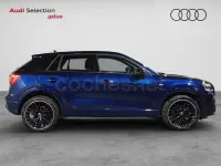 Usado Audi Q2 Black Edition 150 CV (110 kW) 2025 Azul SUV