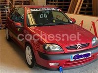 Usado Citroën Saxo 120 CV (88 kW) 2001 Rojo Utilitario