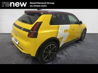 Usado Renault R5 Iconic 110 kW (150 CV) 2025 Amarillo Utilitario