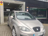 Usado Seat Altea XL Reference 105 CV (77 kW) 2010 Beige Monovolumen