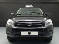 Begagnad Toyota RAV4 Executive 152 HK (111 kW) 2007 Grå SUV