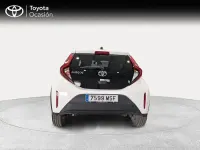 Usado Toyota Aygo X Play 72 CV (52 kW) 2024 Blanco SUV