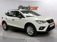Usado Seat Arona Ecomotive 95 CV (69 kW) 2021 Blanco SUV