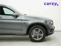 Usado Mercedes GLC300e 306 CV (225 kW) 2021 Gris / plata SUV
