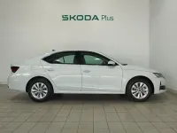 Usado Skoda Octavia Selection 150 CV (110 kW) 2025 Blanco Utilitario