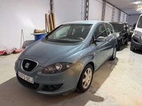 Usado Seat Altea Reference 105 CV (77 kW) 2005 Gris Monovolumen