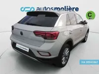 Usado VW T-Roc Life 110 CV (80 kW) 2023 Gris SUV