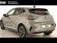 Usado Renault Clio V Techno 100 CV (73 kW) 2025 Gris Berlina