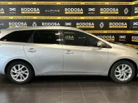 Usado Toyota Auris Hybrid 136 CV (100 kW) 2018 Gris Familiar
