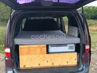 Usado Hyundai H-1 85 CV (62 kW) 1999 Granate Monovolumen