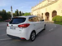 Usado Kia Carens 115 CV (84 kW) 2015 Blanco Monovolumen