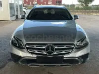Usado Mercedes E220 All-Terrain 194 CV (142 kW) 2019 Gris / plata Familiar