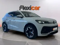 Usado VW Tiguan R-line 150 CV (110 kW) 2024 Blanco SUV