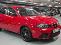 Usado Seat Ibiza FR 130 CV (95 kW) 2008 Rojo Berlina