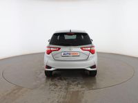 Usado Toyota Yaris Active 110 CV (80 kW) 2019 Gris Utilitario