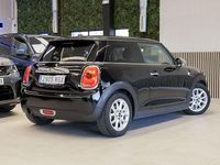 Usado Mini ONE 102 CV (75 kW) 2018 Negro Utilitario