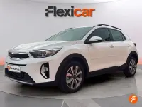 Usado Kia Stonic 100 CV (73 kW) 2024 Blanco SUV
