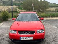 Usado Audi A3 Attraction 130 CV (95 kW) 2002 Rojo Utilitario