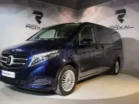 Käytetty Mercedes V220 Avantgarde 163 HP (119 kW) 2019 Sininen Tila-auto
