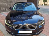 Usado Skoda Superb SportLine 150 CV (110 kW) 2019 Negro Berlina