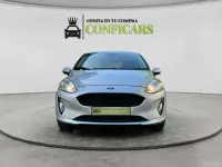 Usado Ford Fiesta Trend 86 CV (63 kW) 2018 Plateado Utilitario