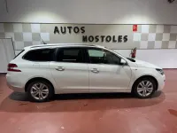 Usado Peugeot 308 SW Style 130 CV (95 kW) 2015 Blanco Familiar