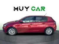 Usado Peugeot 308 Style 110 CV (80 kW) 2019 Rojo Utilitario