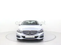 Usado Mercedes E220 170 CV (125 kW) 2016 Gris / plata Berlina