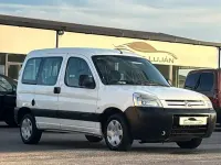 Usado Citroën Berlingo Tonic 75 CV (55 kW) 2011 Blanco Monovolumen