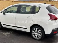 Usado Peugeot 3008 Access 115 CV (84 kW) 2014 Blanco Familiar