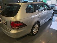 Usado VW Golf VII Advance 105 CV (77 kW) 2013 Gris / plata Familiar
