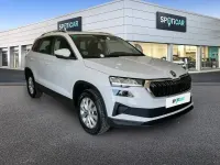 Usado Skoda Karoq Ambition 110 CV (80 kW) 2022 Blanco SUV