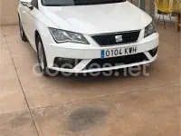 Begagnad Seat Leon Reference 115 HK (84 kW) 2019 Vit Sedan