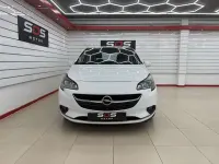 Usado Opel Corsa Selective 90 CV (66 kW) 2017 Blanco Utilitario