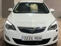 Usado Opel Astra Cosmo 125 CV (91 kW) 2011 Blanco Berlina