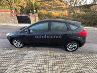 Usado Ford Focus ST-Line 125 CV (91 kW) 2018 Negro Berlina