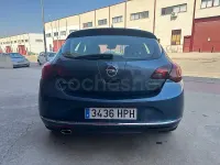 Usado Opel Astra Excellence 140 CV (102 kW) 2013 Azul Berlina