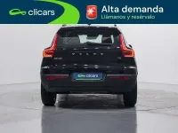 Usado Volvo XC40 Momentum 129 HP (94 kW) 2021 Preto SUV