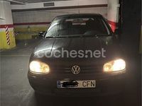 Usado VW Golf IV 105 CV (77 kW) 2003 Negro Berlina