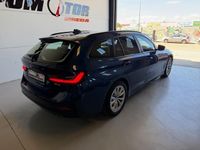 Usado BMW 318 150 CV (110 kW) 2022 Azul Familiar