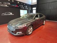 Usado Ford Mondeo Titanium 150 CV (110 kW) 2018 Gris / plata Berlina