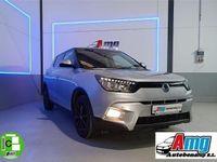 Usado Ssangyong (KGM) Tivoli Limited 128 CV (94 kW) 2017 Gris SUV