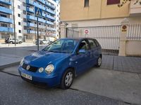 Usado VW Polo Highline 75 CV (55 kW) 2004 Azul Utilitario