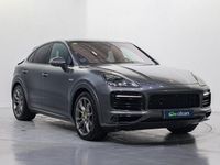 Usado Porsche Cayenne 462 CV (339 kW) 2020 Gris / plata SUV