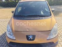 Usado Peugeot 1007 75 CV (55 kW) 2006 Naranja Monovolumen