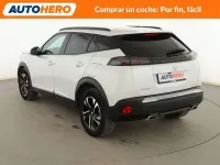 Usado Peugeot 2008 Allure 131 CV (96 kW) 2020 Blanco SUV