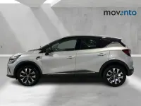 Usado Renault Captur Techno 90 CV (66 kW) 2024 Gris SUV