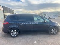 Usado Ford S-MAX Trend 140 CV (102 kW) 2014 Negro Monovolumen