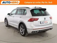 Usado VW Tiguan R-line 150 CV (110 kW) 2021 Gris SUV