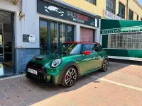 Usado Mini John Cooper Works 231 CV (169 kW) 2022 Verde Utilitario